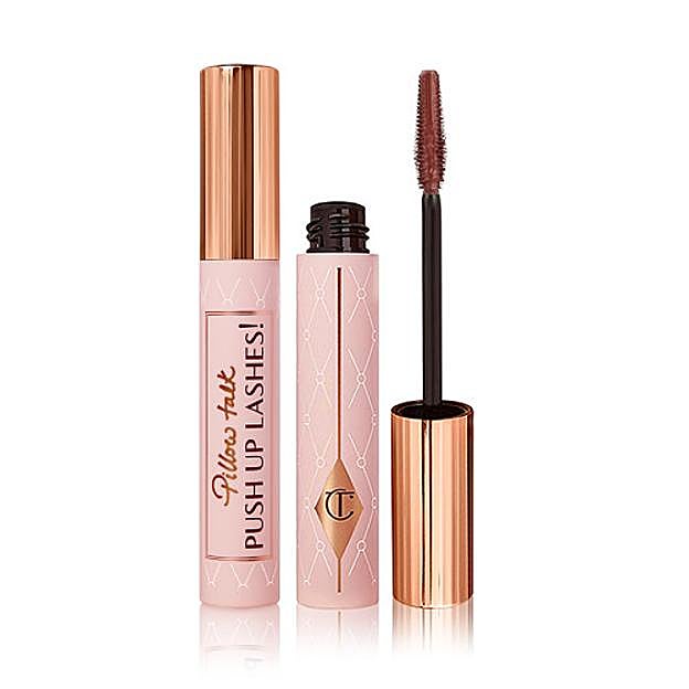 Máscara pestaás burdeos de Charlotte Tilbury