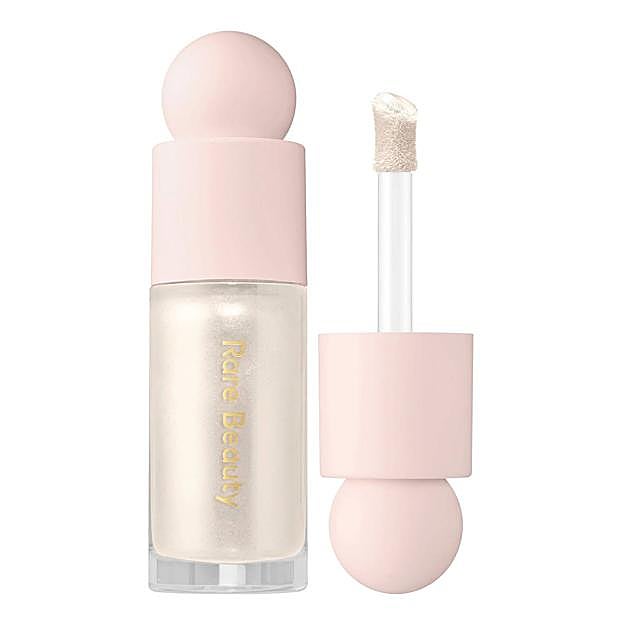 Positive Light en tono Enlighten de Rare Beauty. Precio: 31,99 euros