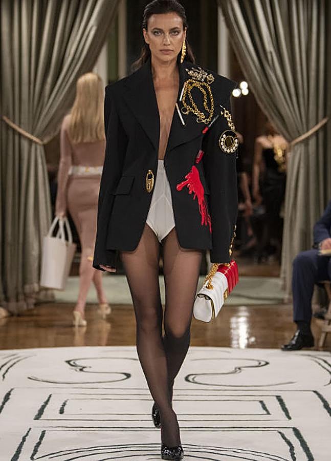 Imagen - Irina Shayk e el desfile de Schiaparelli para el próximo verano.
