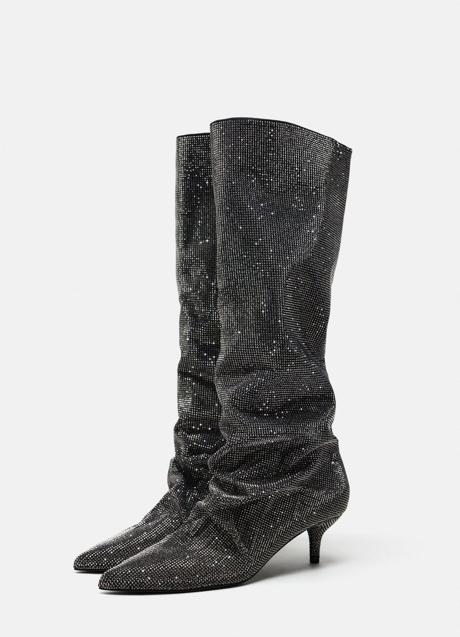 Imagen - Botas altas con brillos de Zara (99,99 euros)