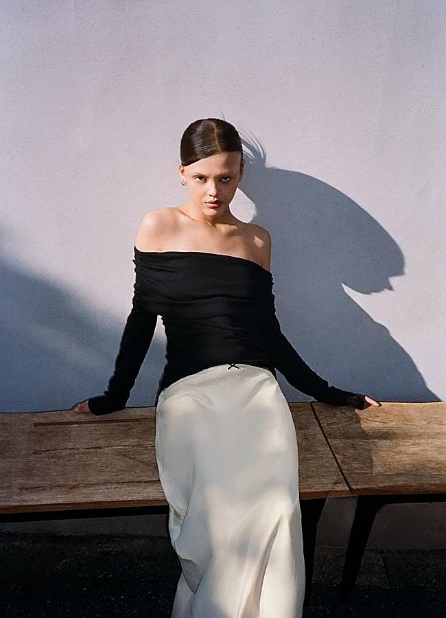 Imagen - Camiseta de manga larga con hombros al descubierto