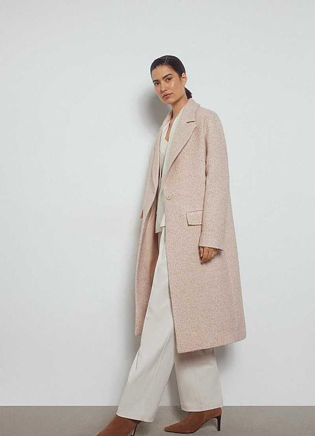 Imagen - Abrigo de paño en rosa de Pedro del Hierro.