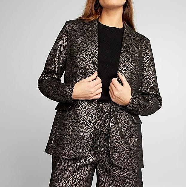 La chaqueta brillante de Kiabi.