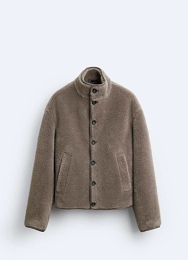 Imagen - Abrigo de borreguito de Zara Man (79,95 euros).
