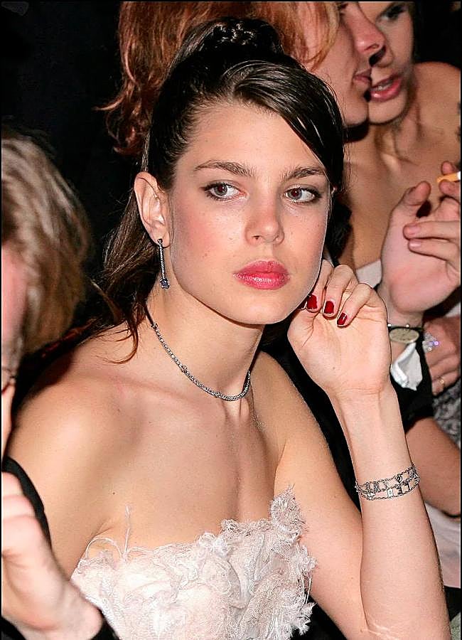 Imagen - Carlota Casiraghi con coleta alta retro/GTRES