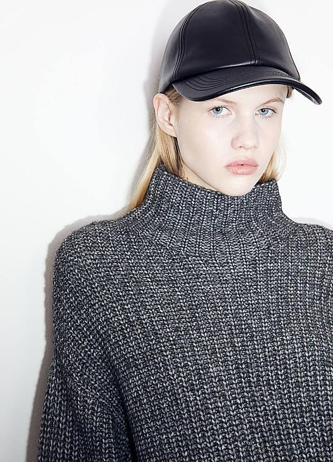 Imagen - Jersey gris con cuello alto