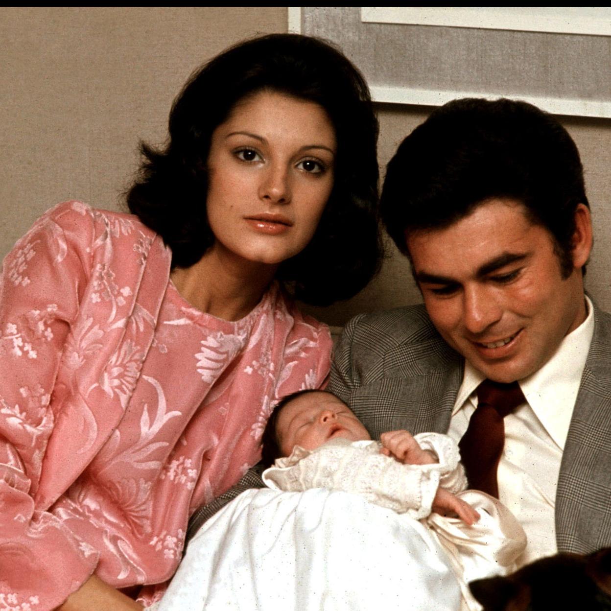 El torero Francisco Rivera con Carmen Ordoñez y su hijo Francisco Rivera Ordoñez./