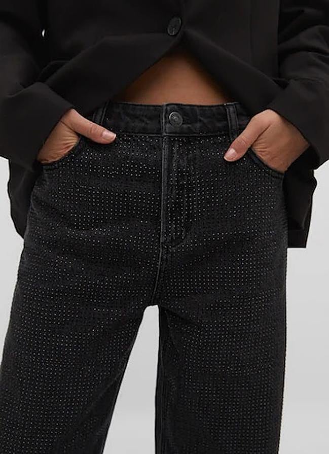 Imagen - Los pantalones con brillos de Stradivarius.