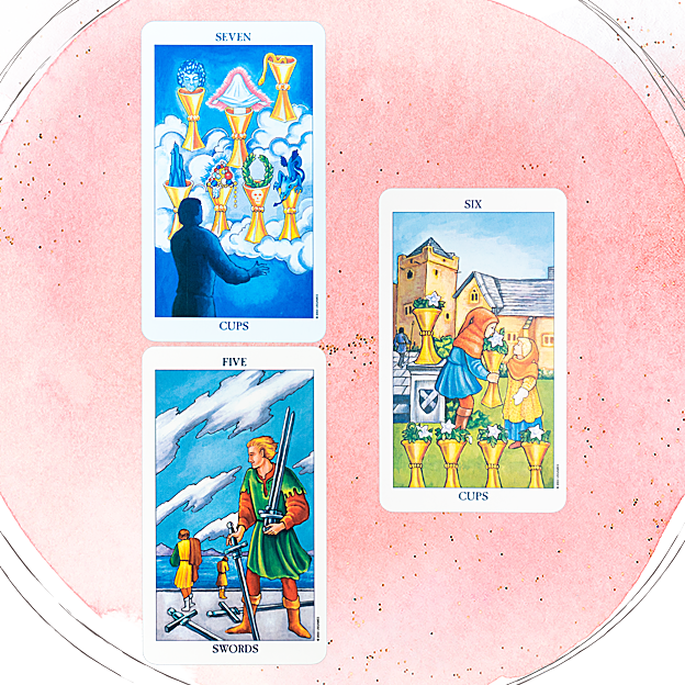 Las Copas equilibran la regencia del V de Espadas en la tirada del Tarot de esta semana: actúa con ética y ábrete a nuevas oportunidades en el amor