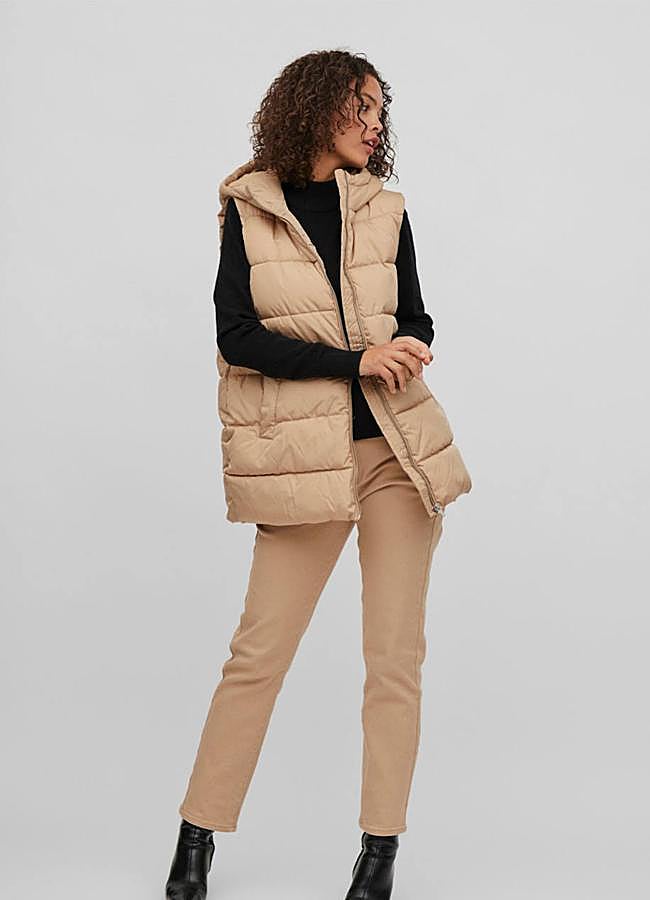 Imagen - Chaleco largo acolchado con capucha