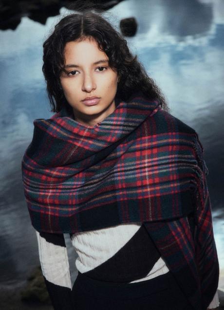 Imagen - Bufanda con estampado de cuadros de Sfera (18,99 euros)