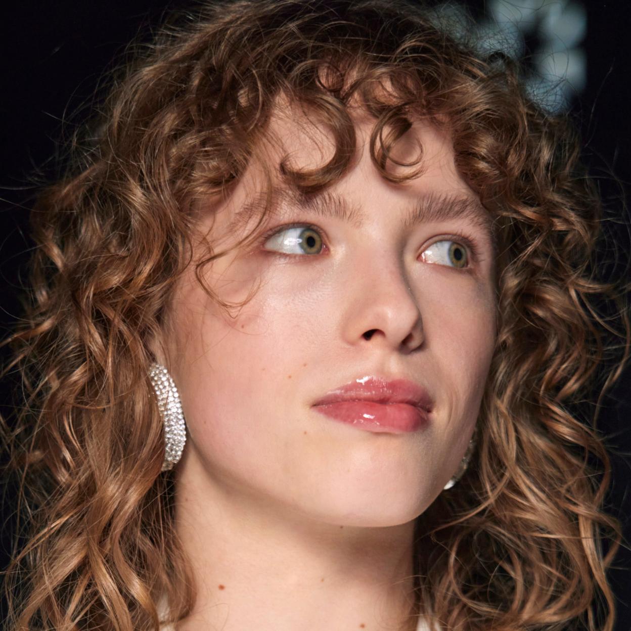 La guía definitiva para usa un buen aceite limpiador facial.