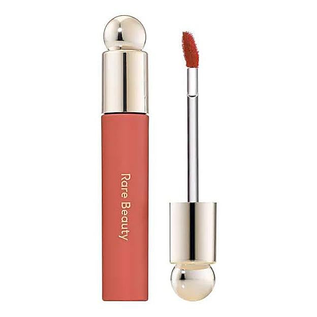 Soft Pinch Tinted Lip Oil en tono Joy de Rare Beauty. Precio: 22,99 euros