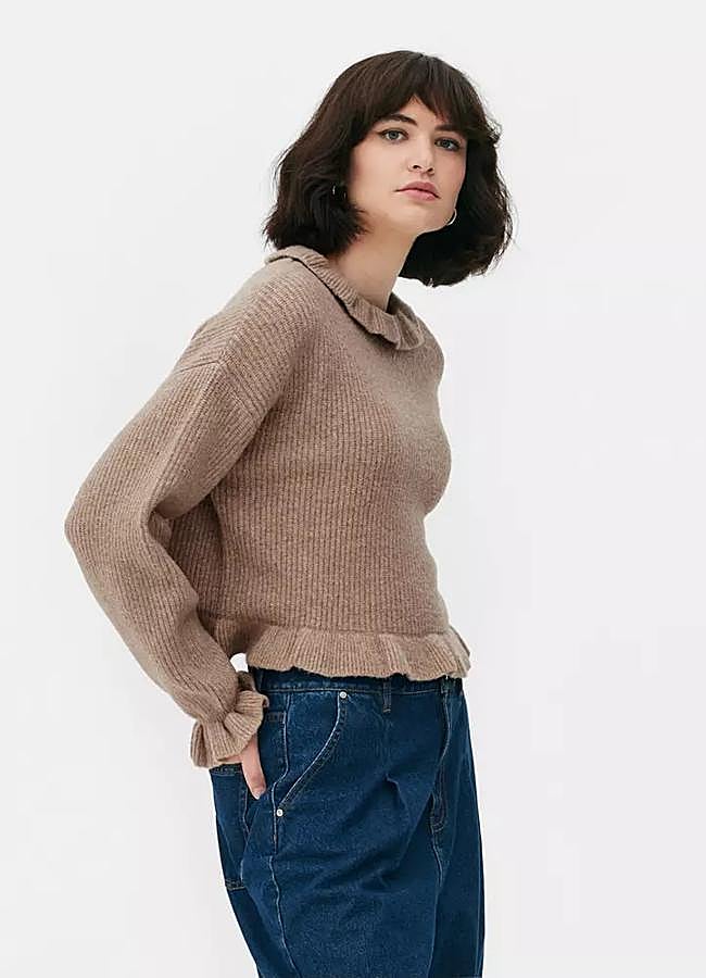 Imagen - Jersey con detalle de volantes de Primark (17 euros).