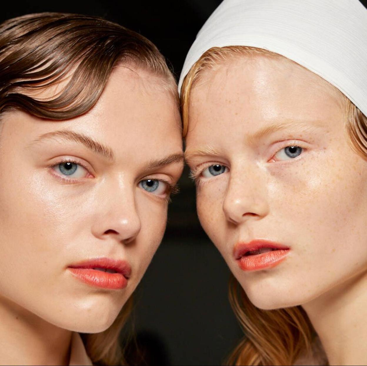 Mujeres con piel perfecta