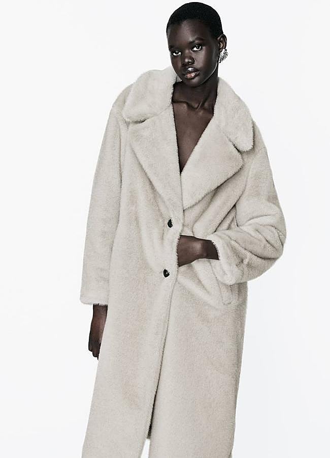 Imagen - Abrigo efecto pelo largo