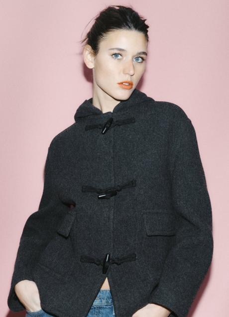 Imagen - Abrigo corto de Zara (99,99 euros)