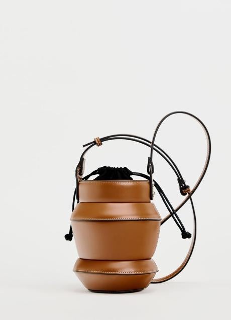 Imagen - Bolso camel de Zara (29,99 euros)