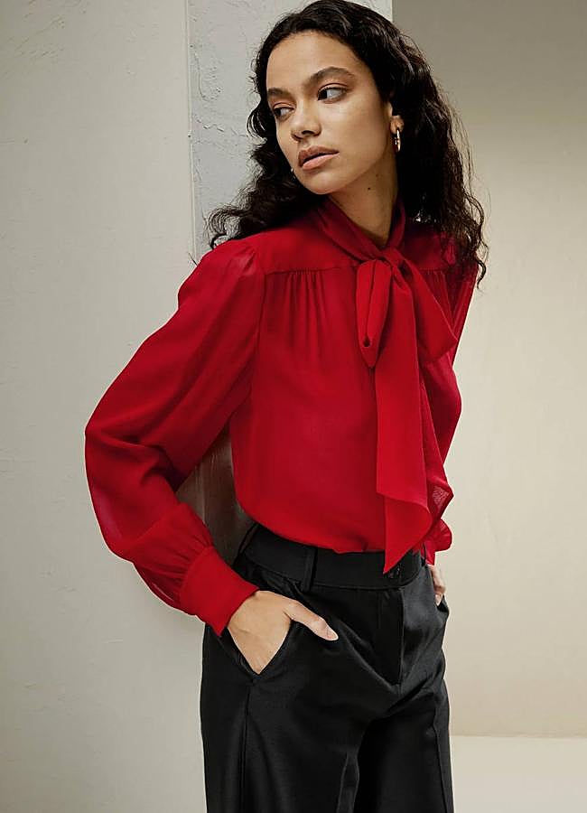 Imagen - Camisa de seda con lazada al cuello