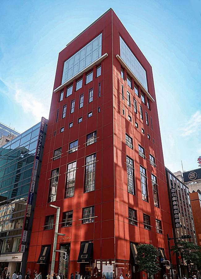 Imagen - Sede de Shiseido en el barrio de Ginza, construida en 2001, y que alberga galería de arte, restaurantes y salones de belleza. Foto: DR