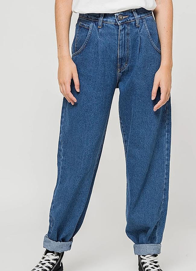 Imagen - Pantalón Slouchy Pinzas Denim de Kaotiko, 19,90 euros.