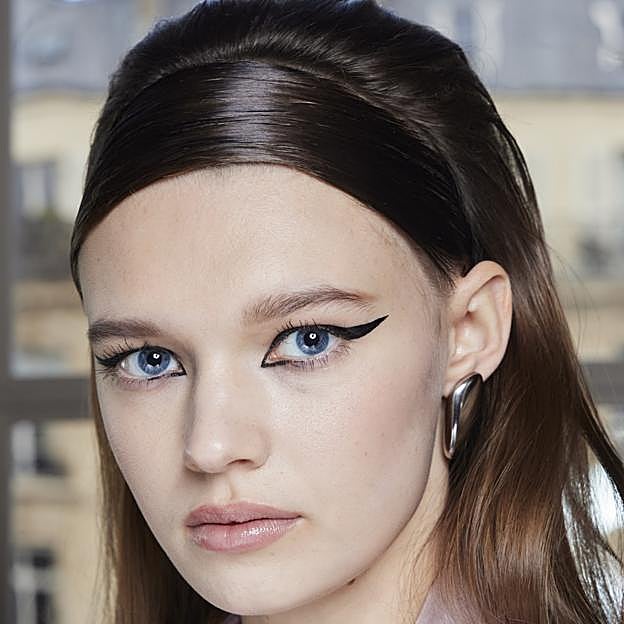 Peinado efecto diadema: la última tendencia capilar vista en la Alta Costura de París