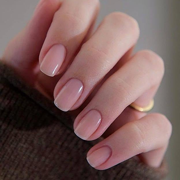 Uñas jabón en tonos neutros