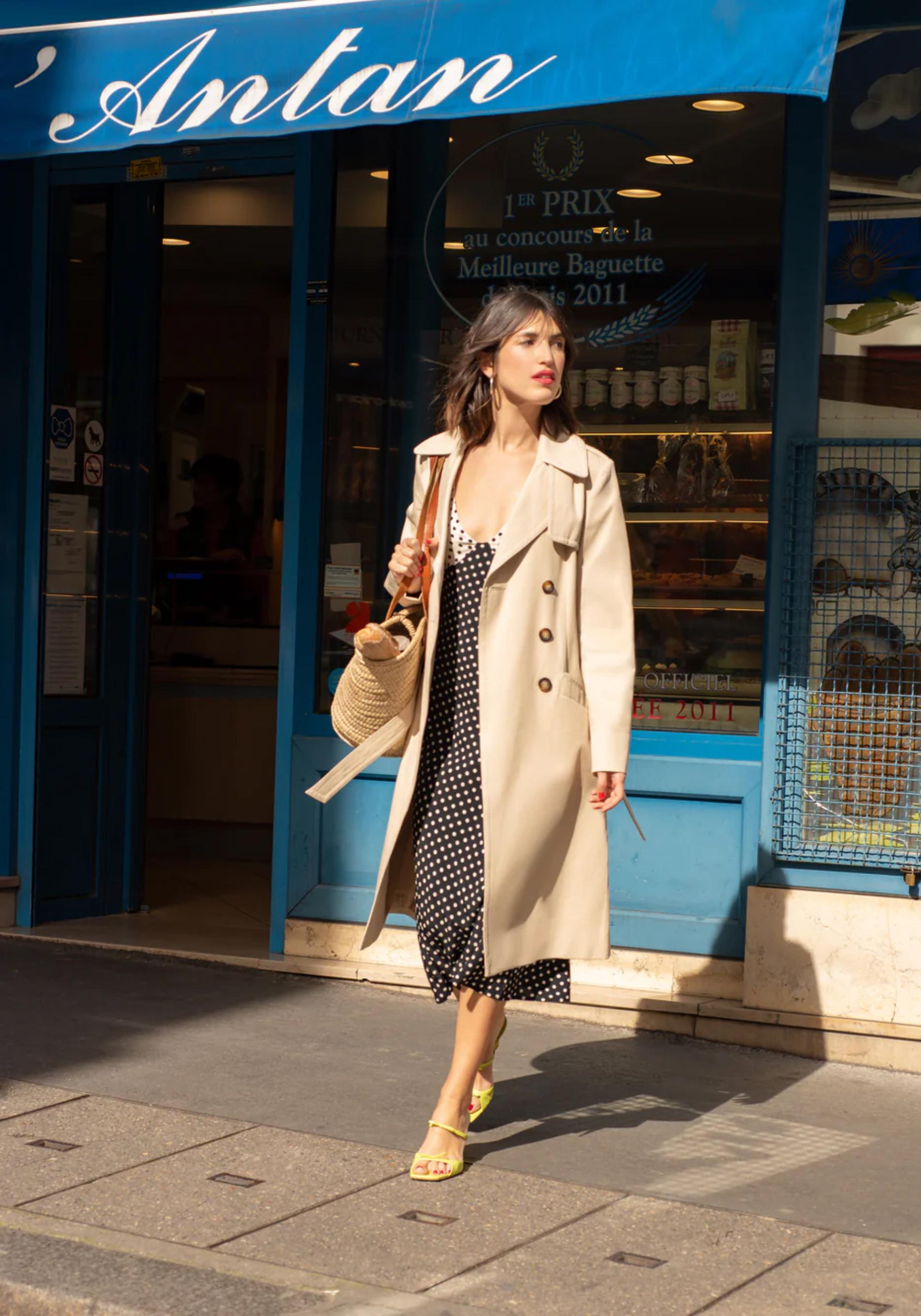 Jeanne Damas, con look de su firma. Rouje.