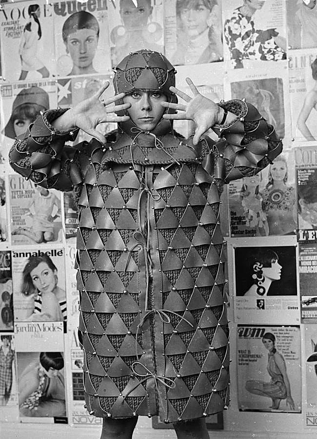 Imagen - Un diseño de Paco Rabanne de 1967. FOTO: GETTY IMAGES.