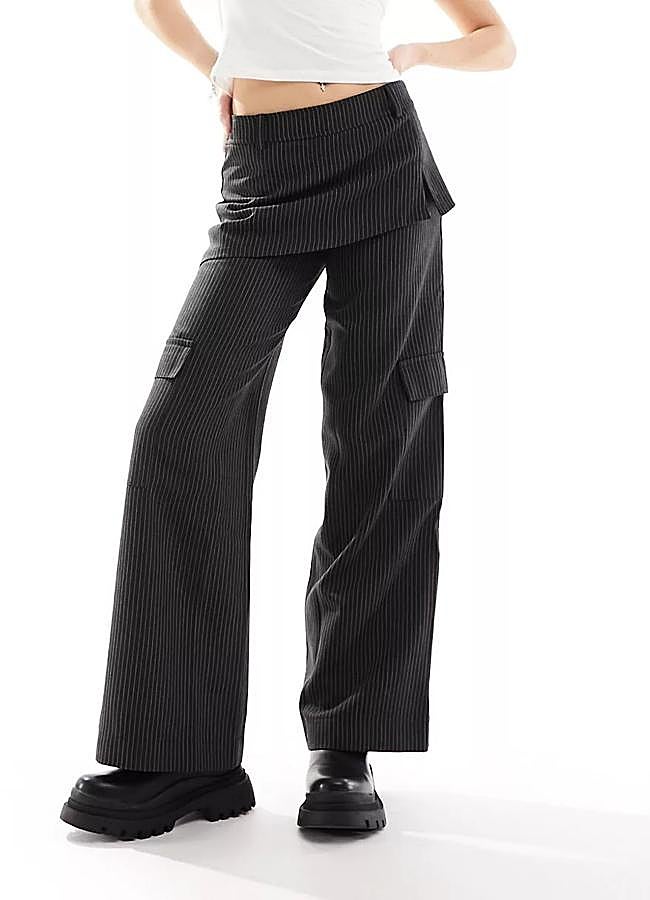 Imagen - Pantalón con falda de Asos, 43,99 euros.