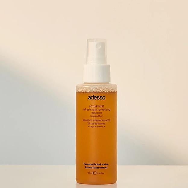 Spray fijador e hidratante de Adesso.