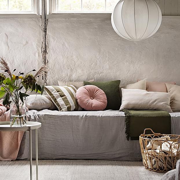 Cojín Kransborre de IKEA (9.99 euros).