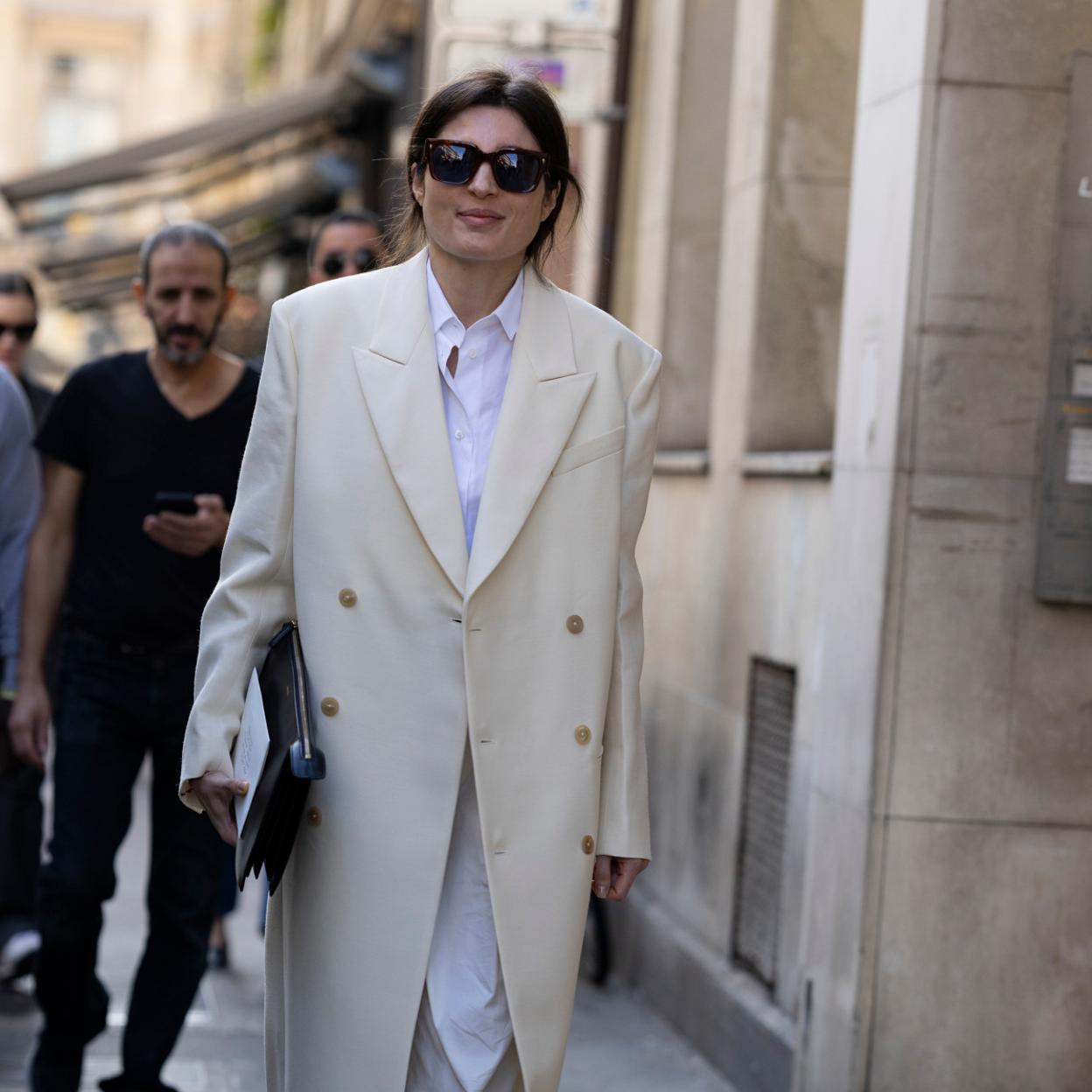 Las más elegantes tienen claro cuál es su combo favorito: blanco y beige. 