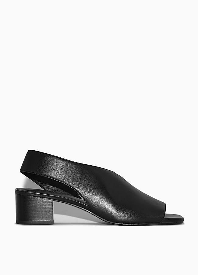 Imagen - Slingback negras de COS, 150 euros..