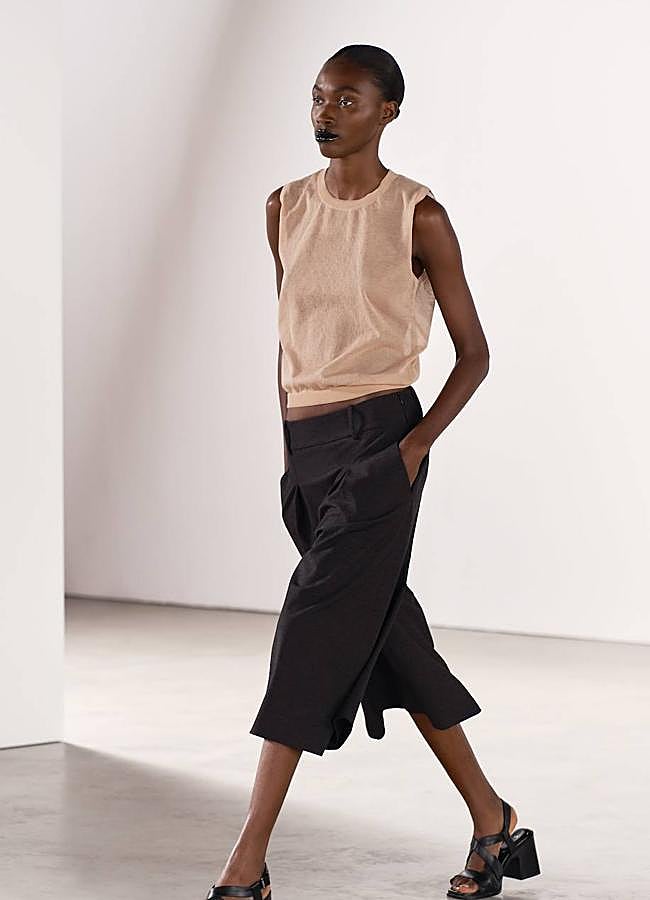 Imagen - Bermudas con pinzas en color gris