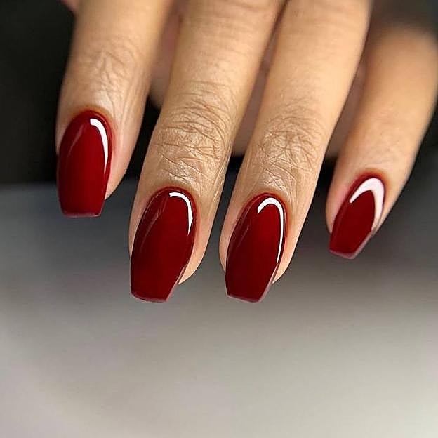 Uñas bailarina en color rojo