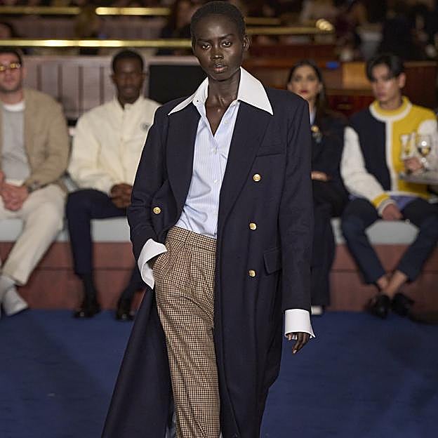 Imagen principal - Looks de Tommy Hilfiger en la NYFW.
