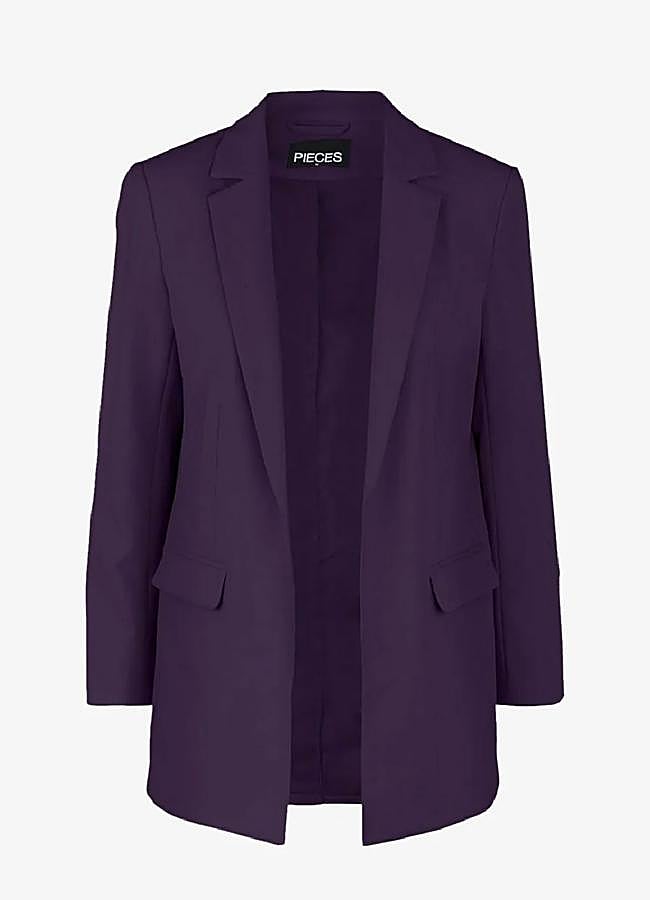 Imagen - Blazer en color morado de Pieces (39,95 euros):