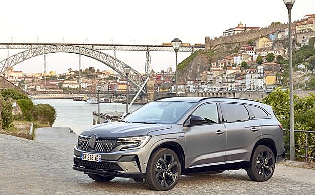 Renault Espace E-Tech