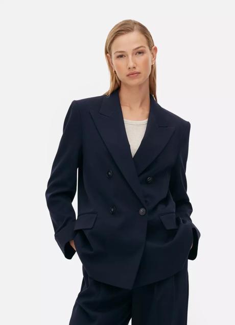 Imagen - Americana azul marino de Primark (40 euros)