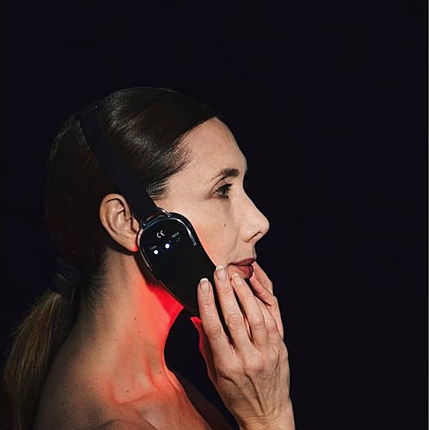 Unicled Neck & Chin Mask de Unicskin. Precio: 315,55 euros
