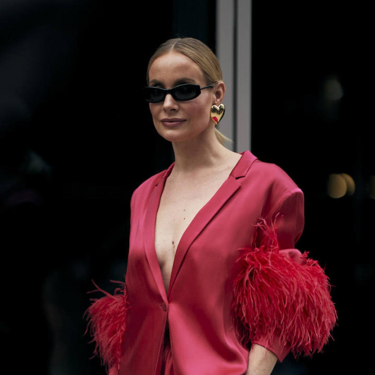 Influencer con cuello firme y sin papada