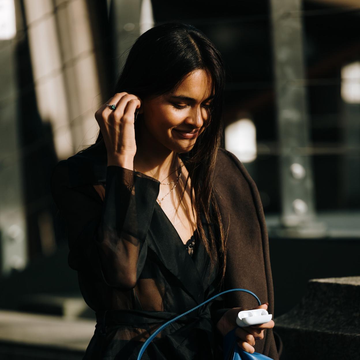 4 exfoliantes capilares para evitar el acné en el cuero cabelludo