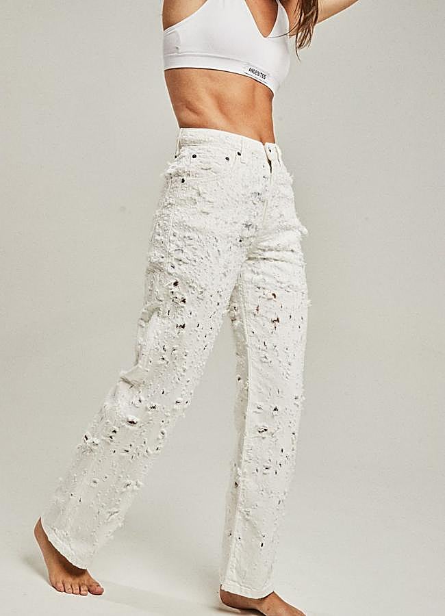 Imagen - Pantalones en denim con detalle de rotos de Andesites.