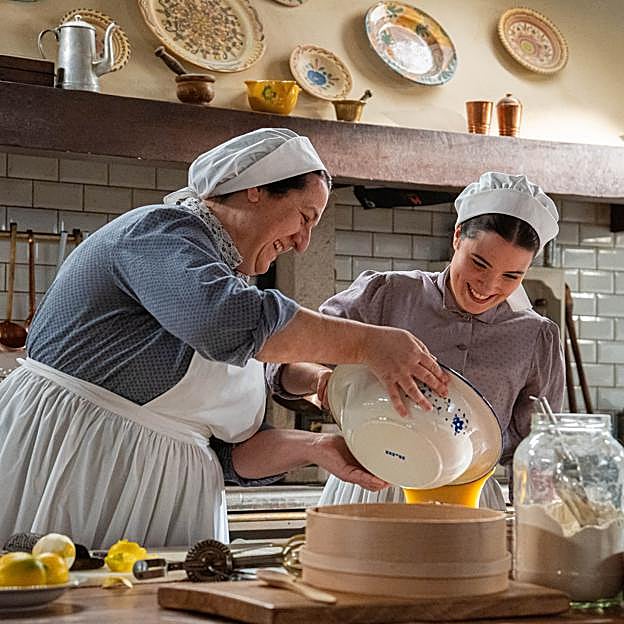 Imagen de las cocinas de La Promesa correspondiente al capítulo 300 de la serie creada por Josep Císter.