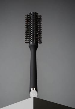 Imagen secundaria 2 - Virtuose Brush Ultimate Experience de Rowenta (99,99 euros), Plancha de pelo de Corioliss (169 euros) y cepillo cilíndrico de ghd (26,73 euros).