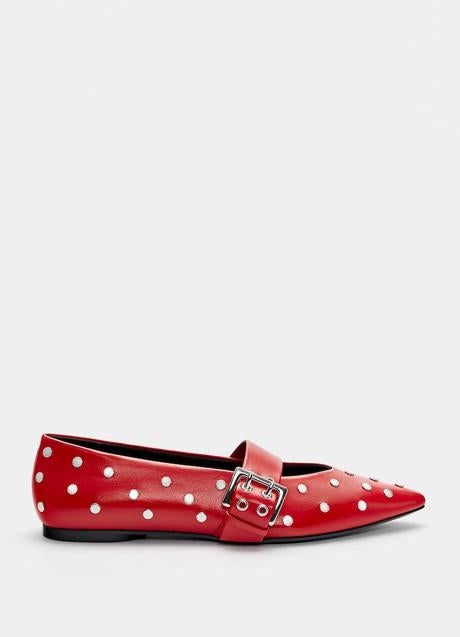 Imagen - Zapatos rojos de Pull & Bear (29,99 euros)