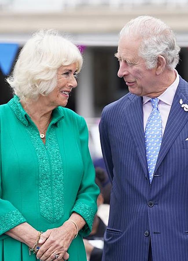 Imagen - Camilla Parker Bowles y Carlos III. Foto: Gtres.
