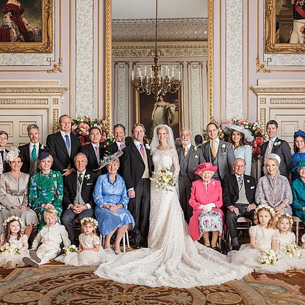 Foto de familia en la boda de Lady Gabriella Windsor. 