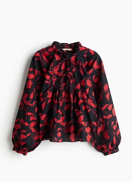 Imagen - Blusa estampada de H&M (39,99 euros)